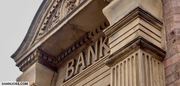 So You Want to Work in a Bank but Have No Experience? Here's How You Can Still Land the Job