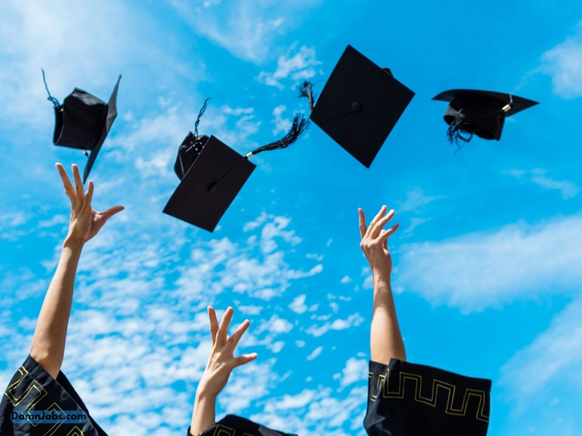 Cover Letter Tips for Recent Graduates: How to Craft a Compelling Introduction to Your New Career