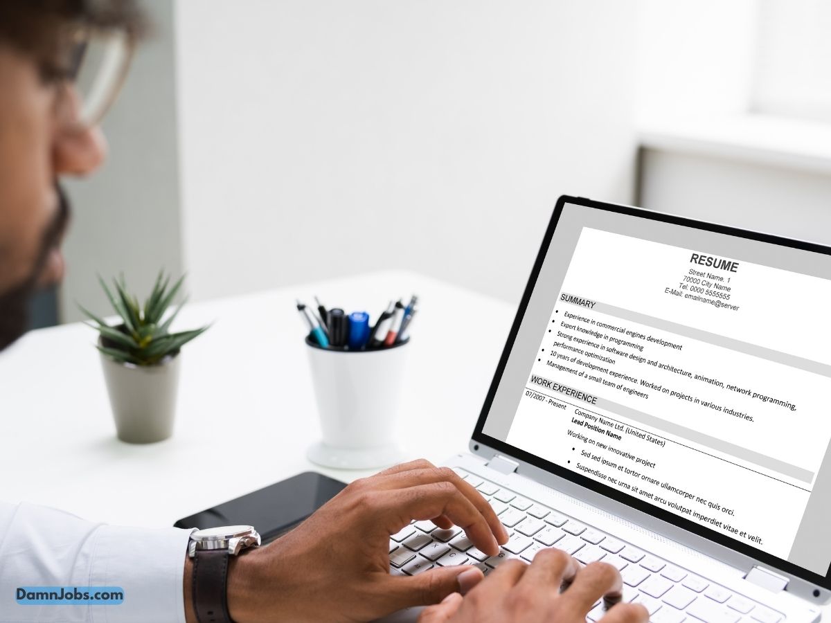 How to Write a Resume Objective or Summary Statement: Capture Attention and Highlight Your Strengths