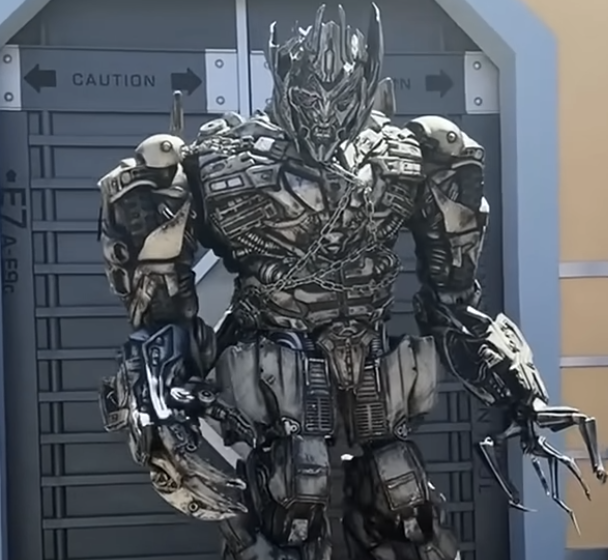 Megarron universal studios funny moments 🤣🤣