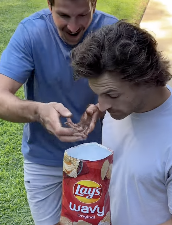 They’re germ magnets🤢